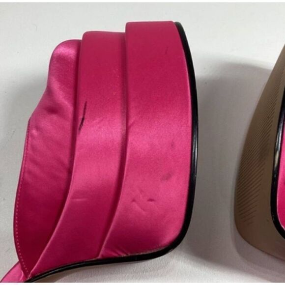 Steve Madden Charlize Satin double platgorm pumps in hot Pink - Picture 14 of 14